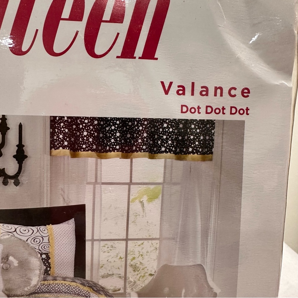 Polka Dot Valance